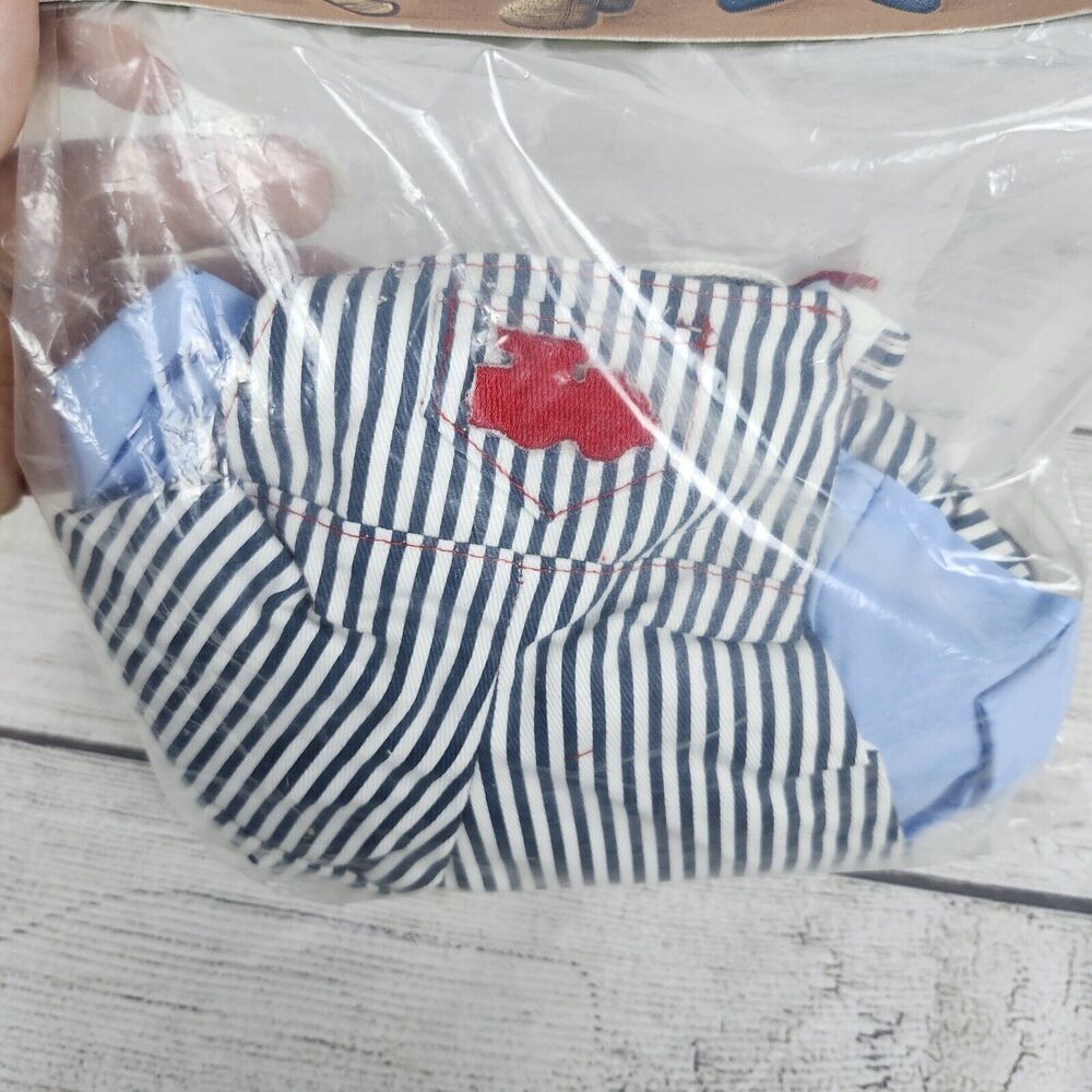 Vintage T.H.T. 1993 Bear Outfit Train Conductor Tender Heart Treasures - Picture 3 of 6